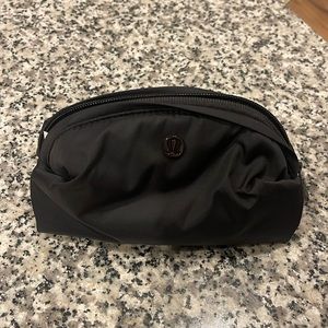 Lululemon cosmetic pouch